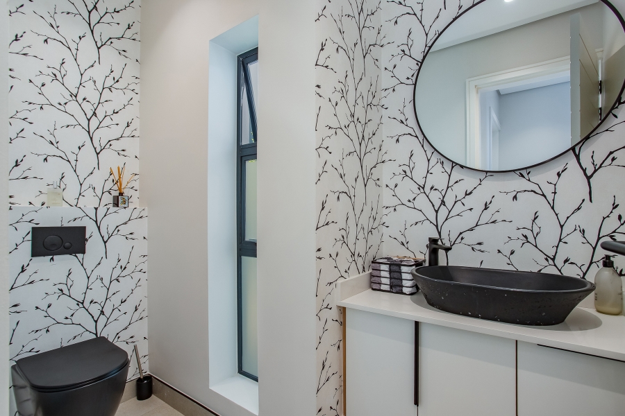 6 Bedroom Property for Sale in Pearl Valley at Val de Vie Western Cape